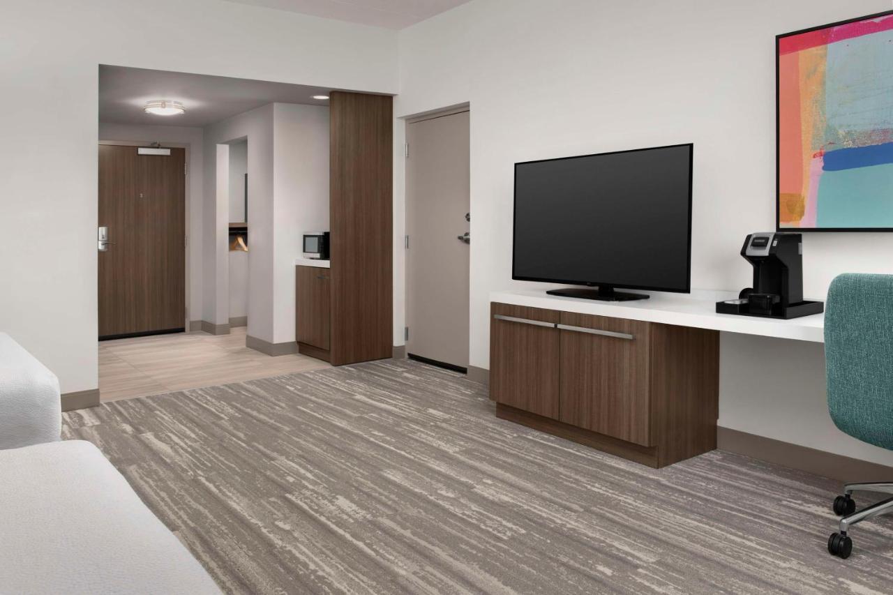Hilton Garden Inn Pensacola Downtown Buitenkant foto