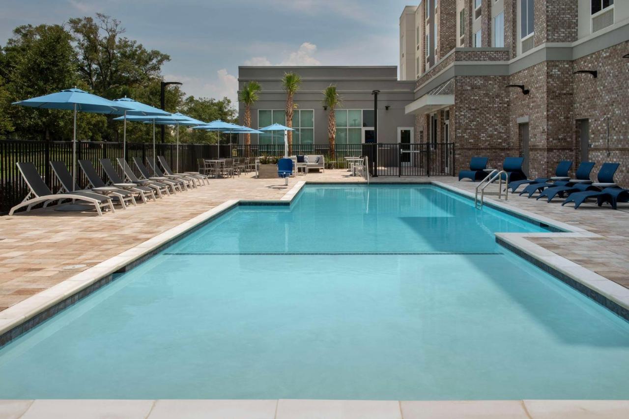 Hilton Garden Inn Pensacola Downtown Buitenkant foto